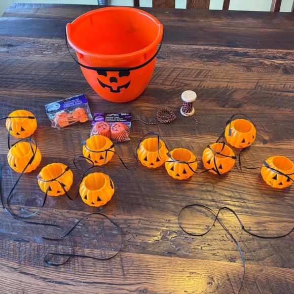 Other - Pumpkin Decorations-baking accessories